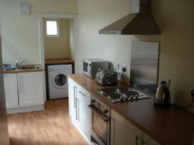  Image of 4 Bedroom House Share  To Rent at Horfield Bristol Horfield, BS7 0HQ